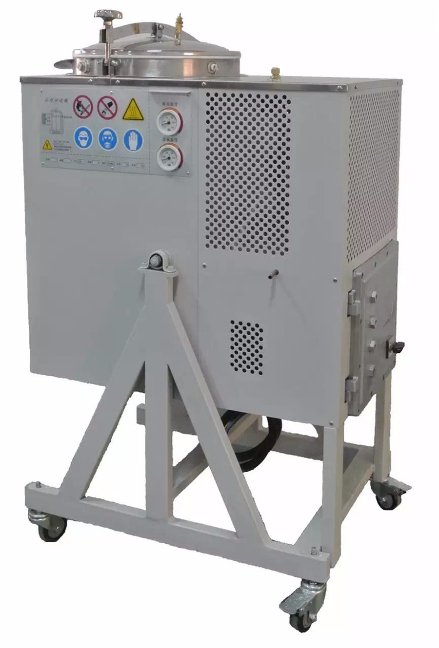 1539333533968452.jpg 防爆溶劑回收機HC-60-80.JPG