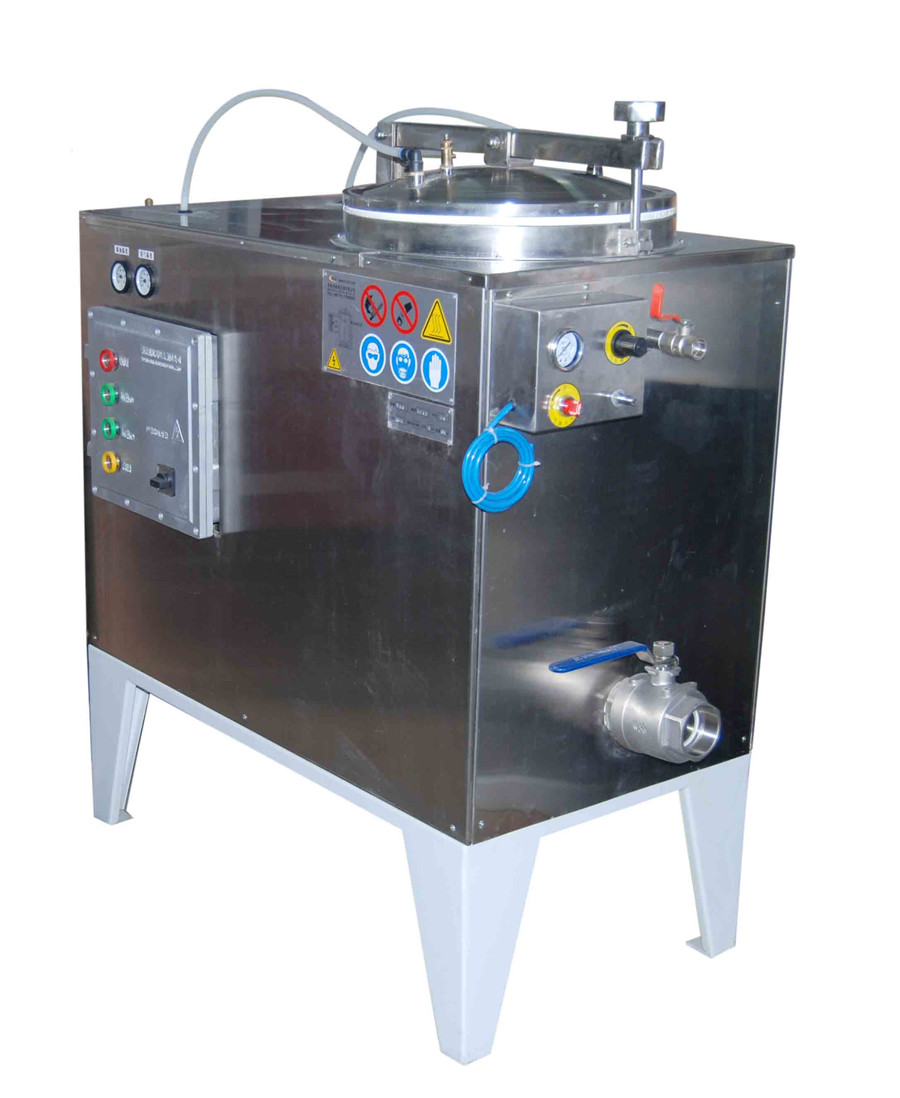 1539333897866537.jpg 防爆溶劑回收機(jī)水冷式.jpg